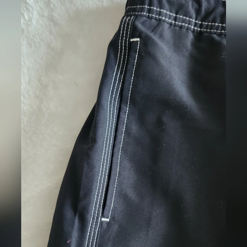 George Men’s Black Cargo Eboard Swim Shorts, Size Small (28–30), 9” Inseam, NWT